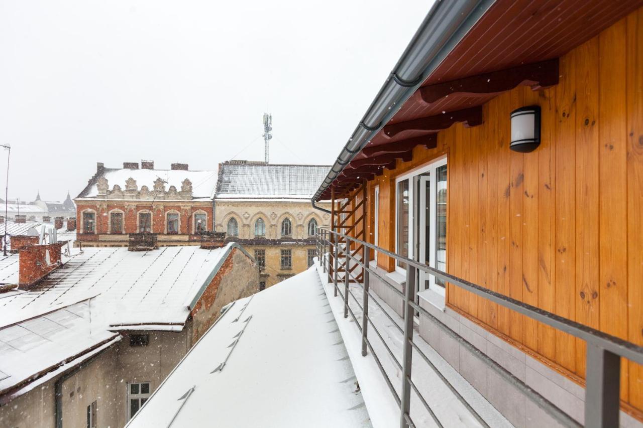 7 Apartments Lviv Exterior photo