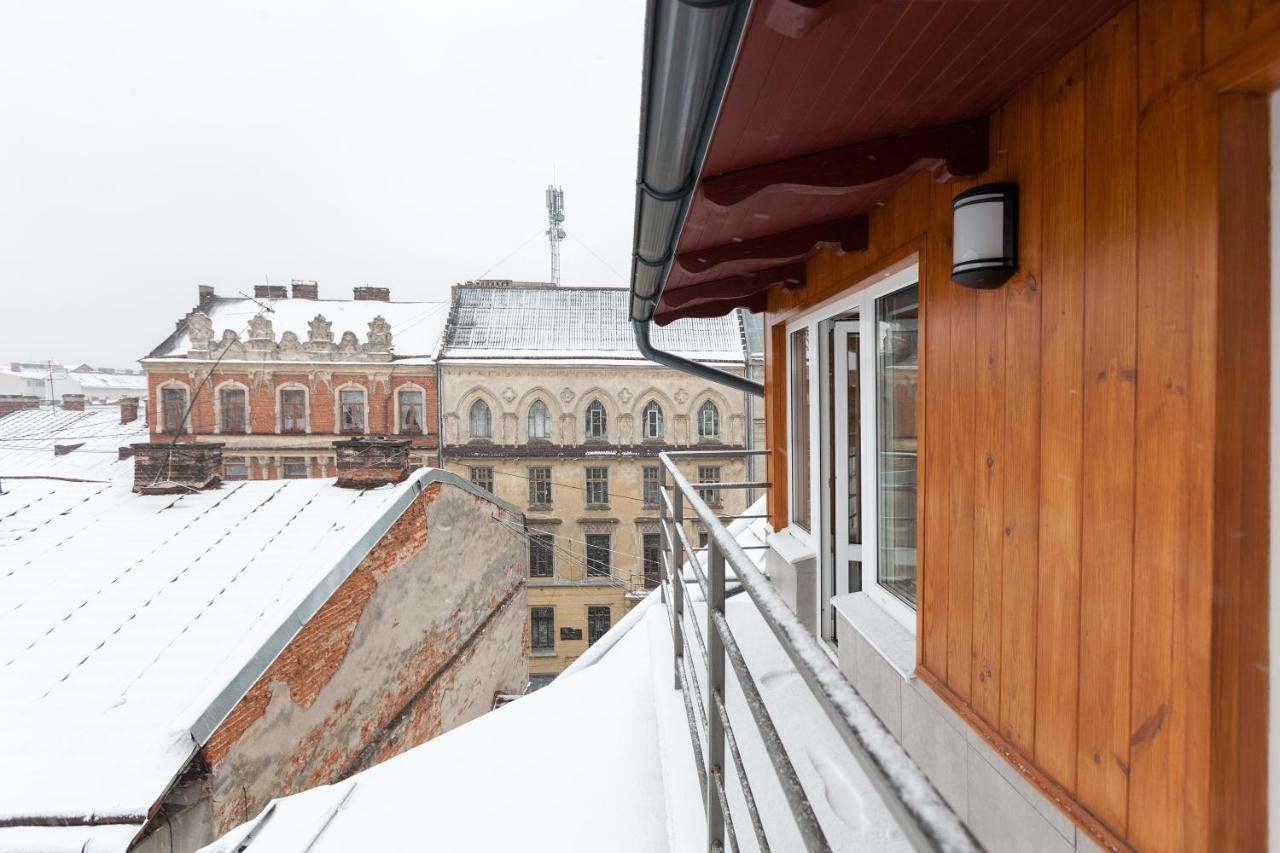 7 Apartments Lviv Exterior photo