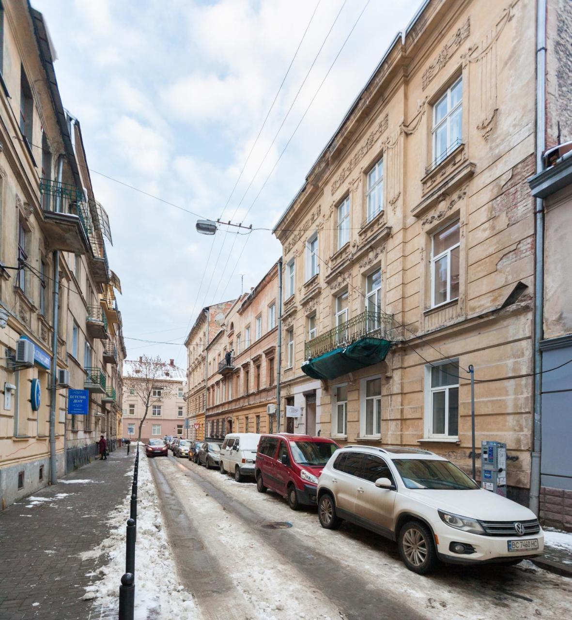 7 Apartments Lviv Exterior photo